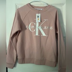 NWT Calvin Klein Crewneck